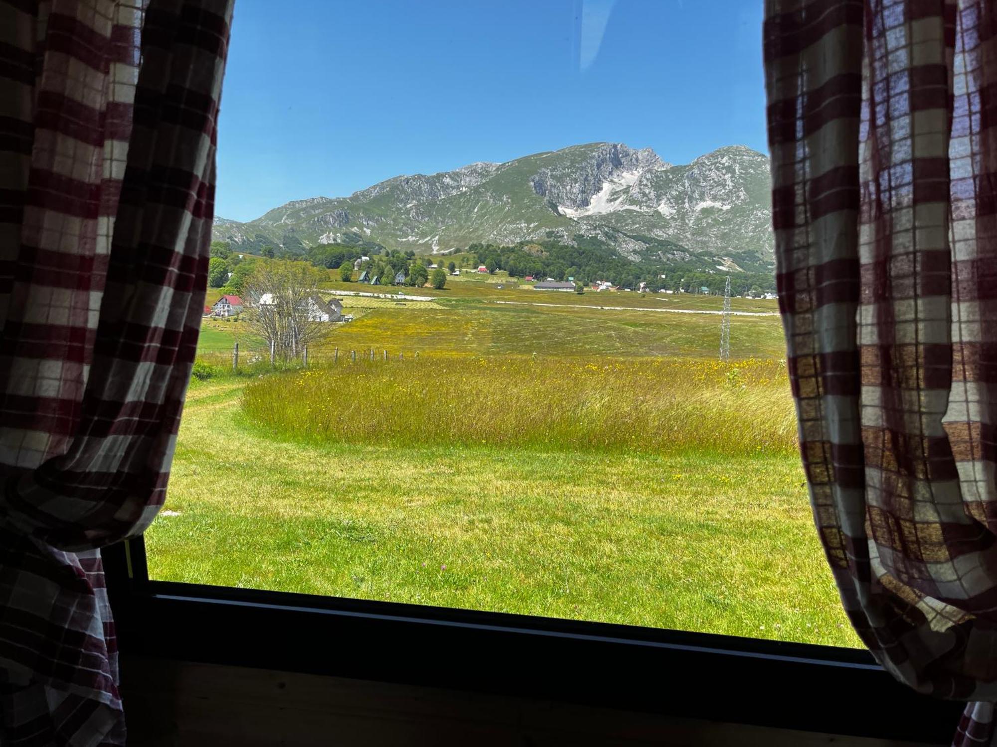 זבליאק Mountain Peaceful Cottages מראה חיצוני תמונה
