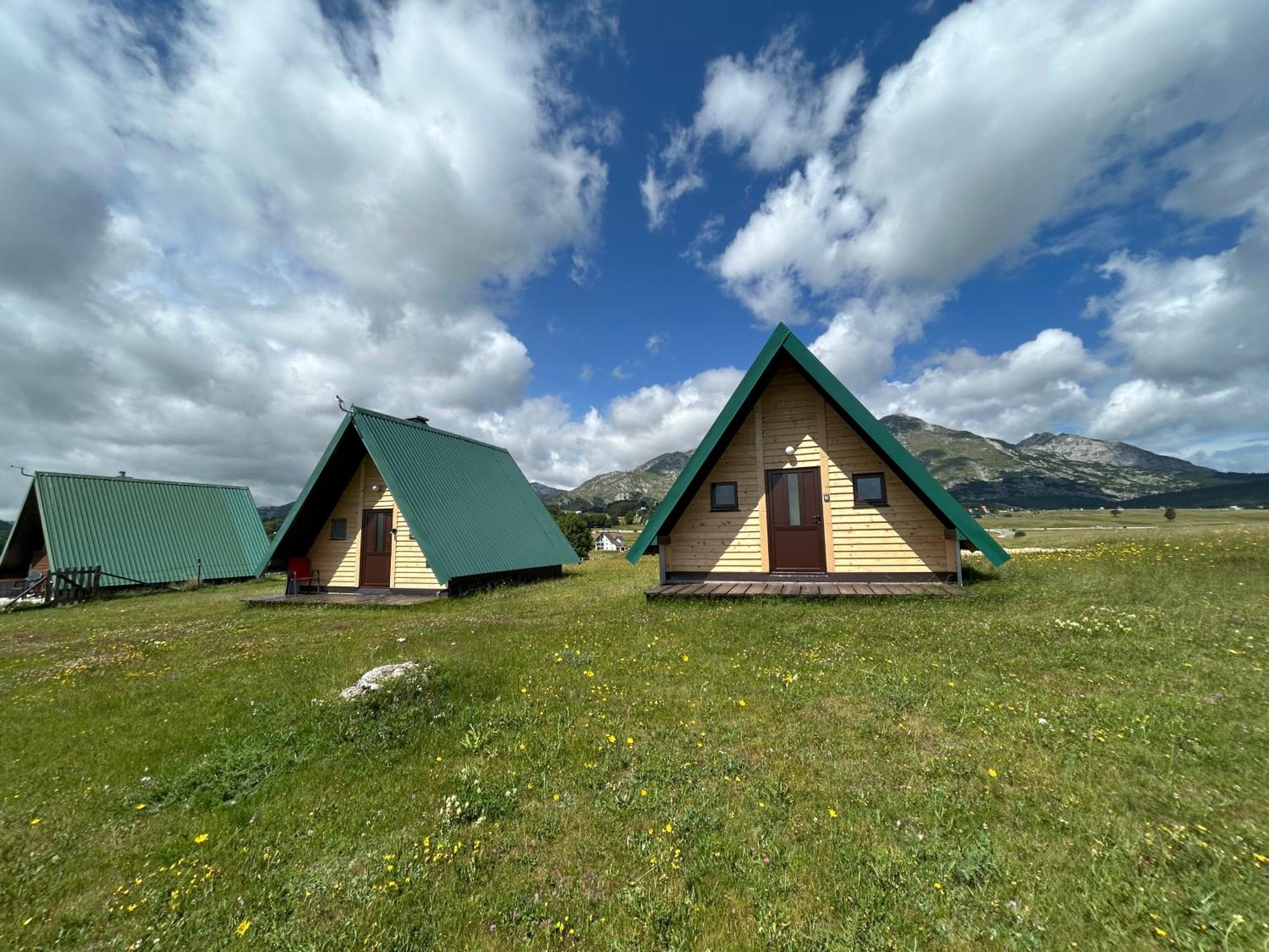 זבליאק Mountain Peaceful Cottages מראה חיצוני תמונה