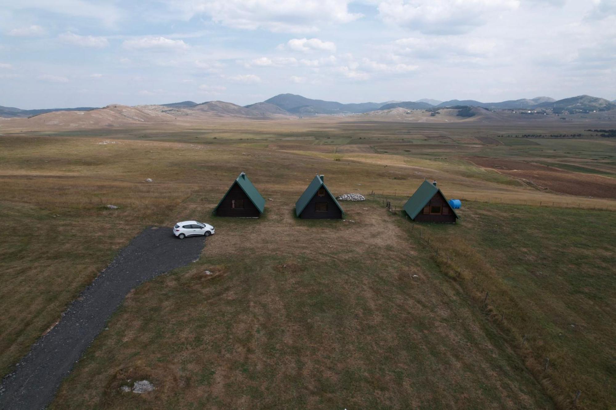 זבליאק Mountain Peaceful Cottages מראה חיצוני תמונה